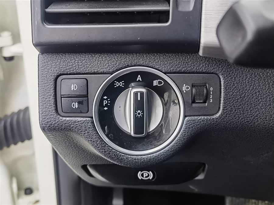 Mercedes-Benz GLK Class (Imported) 2011 #22 Mercedes-Benz GLK Class (Imported) 2011 immagine di auto #22