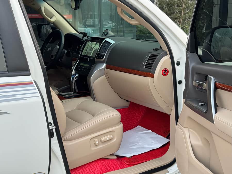 Toyota Land Cruiser 2016 car image #22