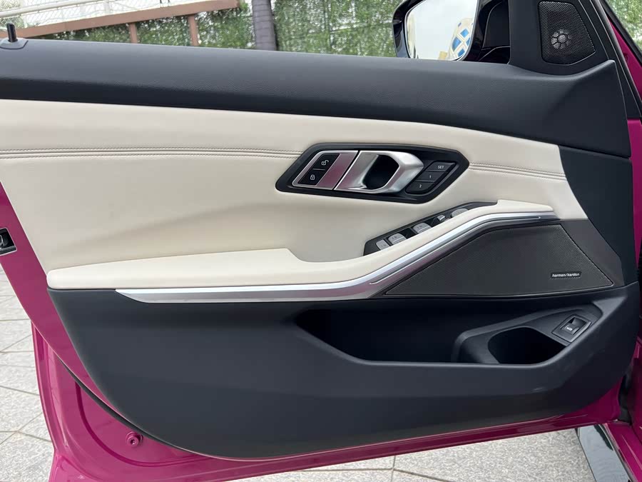 宝马 宝马M3 2025 #22 宝马 宝马M3 2025 汽车图片 #22