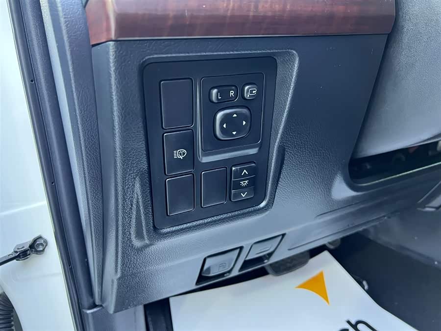 Toyota Land Cruiser Prado 2015 immagine di auto #22