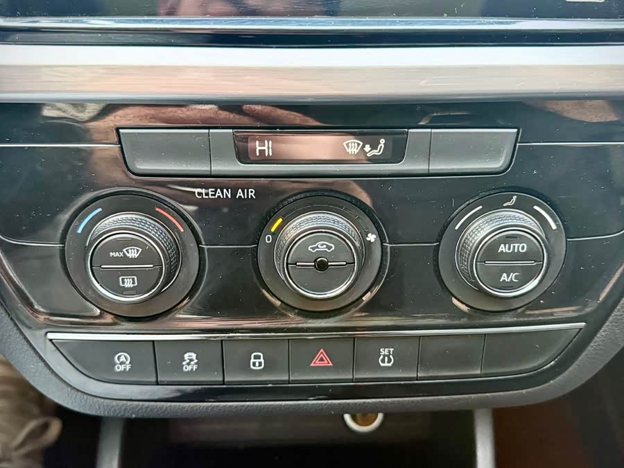 Skoda Kamiq 2022 imagem de carro #22