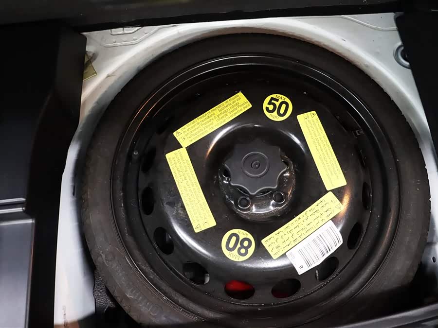 Audi A1 2011 car image #22