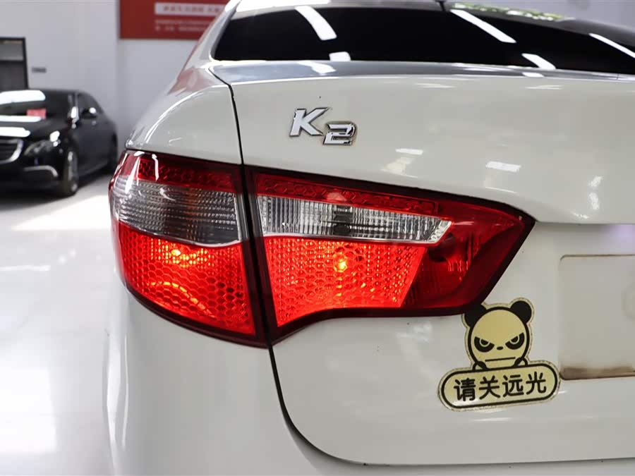 起亚 起亚K2 2012 汽车图片 #22