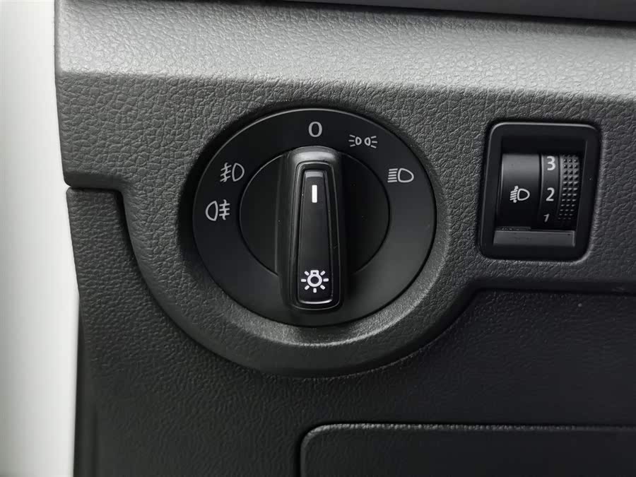 Volkswagen T-Cross 2021 car image #22