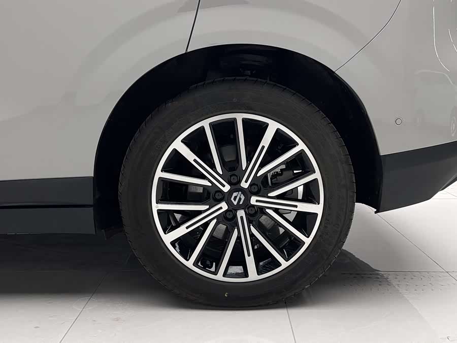 零跑汽车 零跑B10 2025 汽车图片 #22