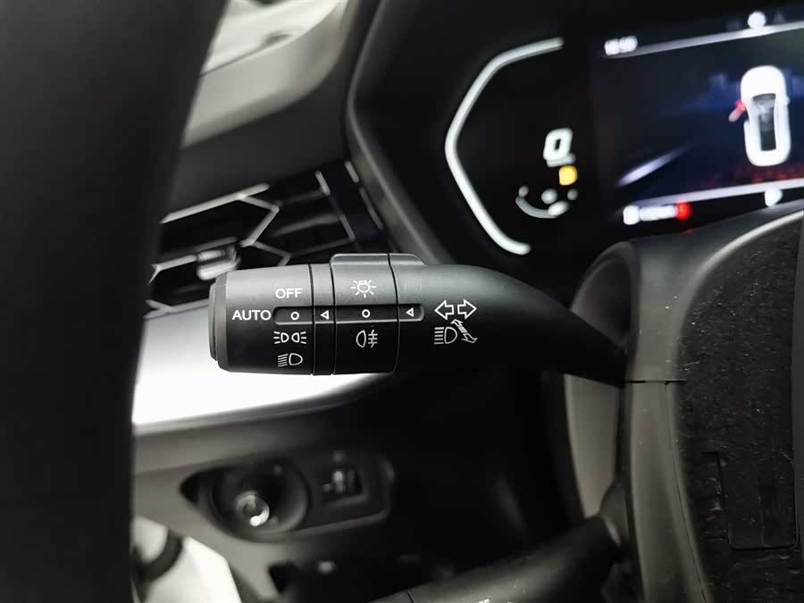 MG 5 2022 car image #22