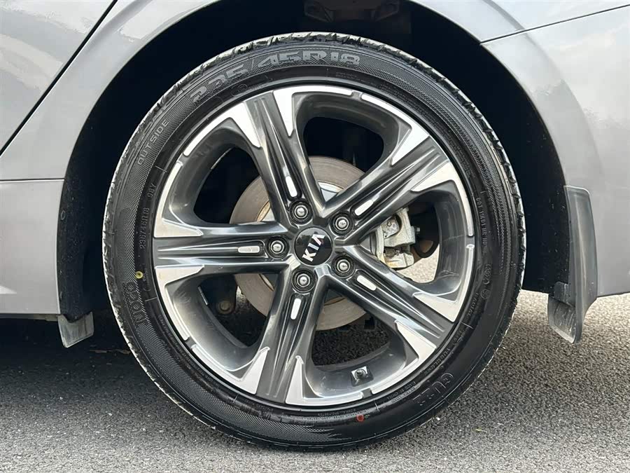 Kia K5 2021 صورة سيارة #22