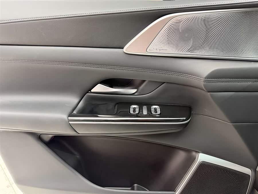 小鹏 小鹏G9 2025 汽车图片 #22