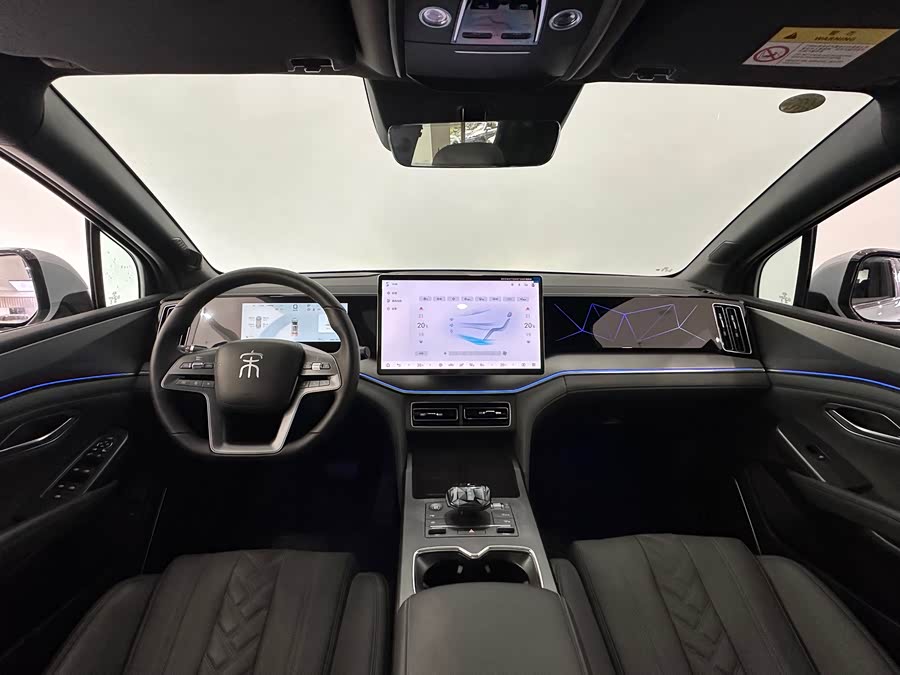 BYD SongL DM-i 2025 صورة سيارة #22