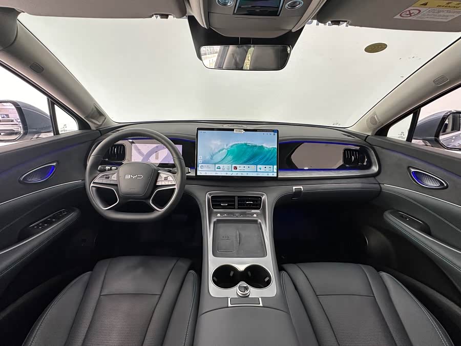 BYD Sea Lion 07 DM-i 2025 car image #22