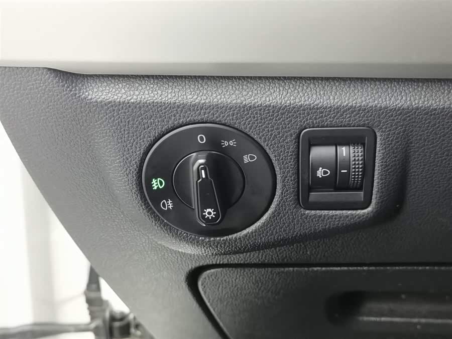 Volkswagen Lavida 2020 car image #22
