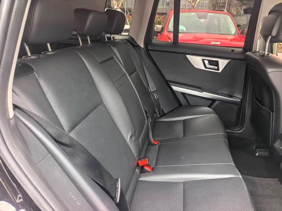 Mercedes-Benz GLK Class 2012 car image #22