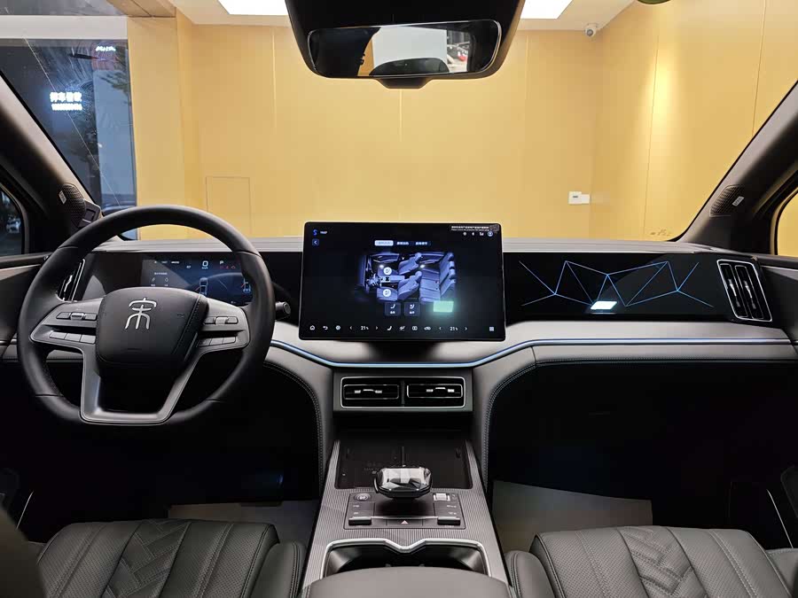 BYD SongL DM-i 2025 car image #22