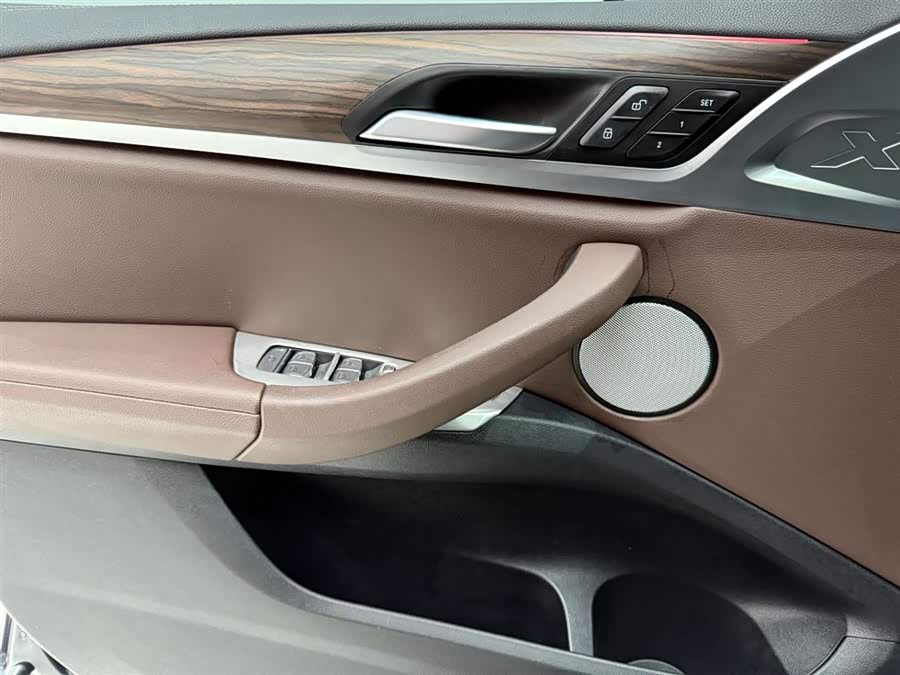 BMW X3 2023 immagine di auto #22