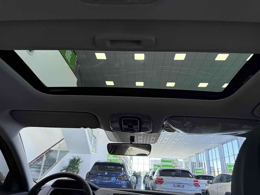 Hyundai Elantra 2023 car image #22