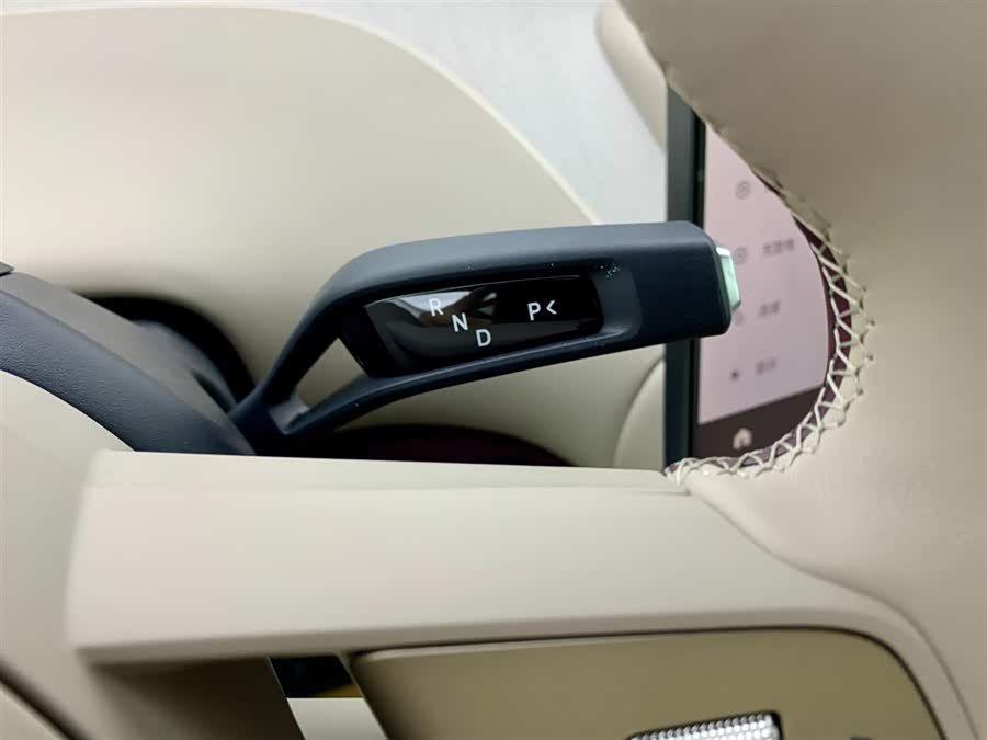 MI YU7 2025 car image #22