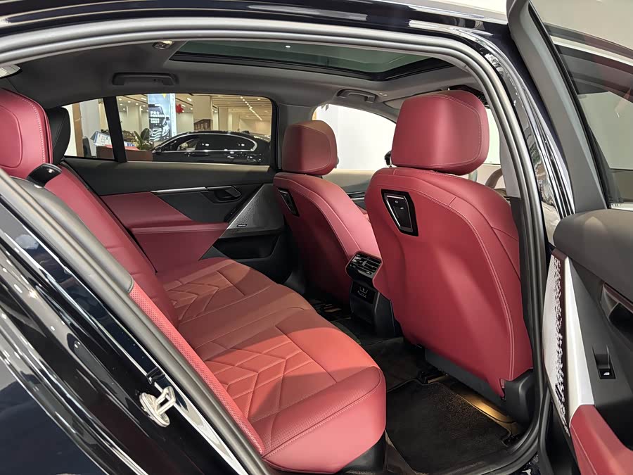 BMW 5 Series 2025 car image #22