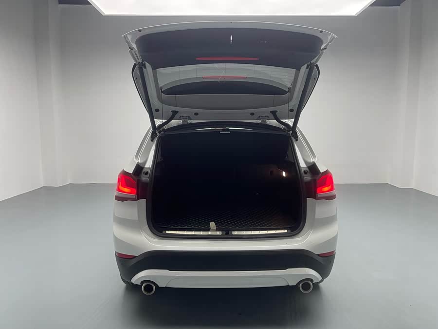 BMW X1 2021 car image #22