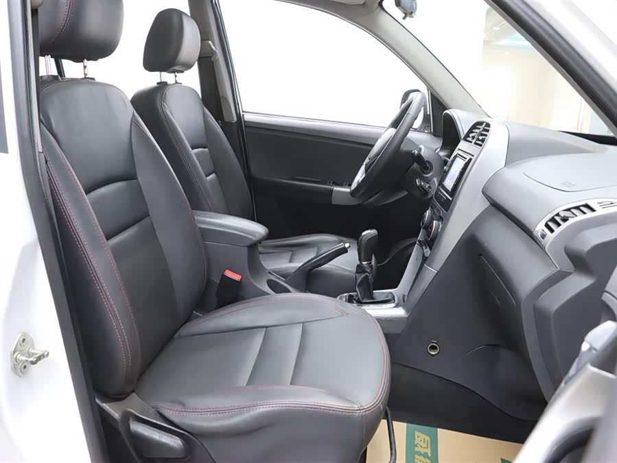 Chery Tiggo 3 2015 car image #22