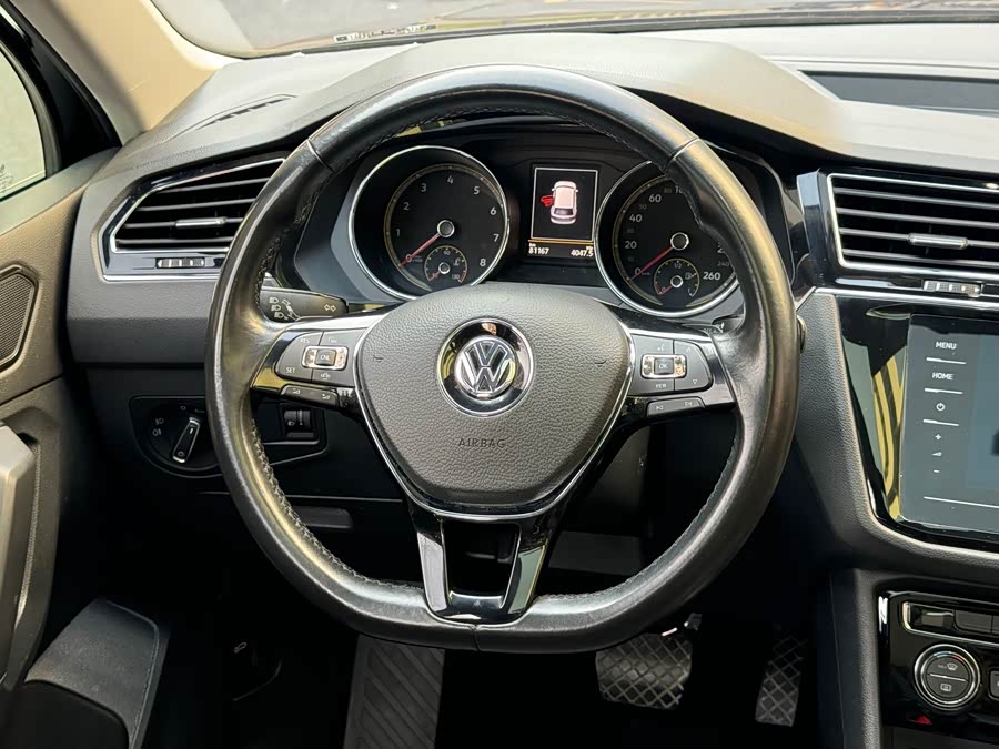Volkswagen Tiguan L 2019 #22 Volkswagen Tiguan L 2019 car image #22