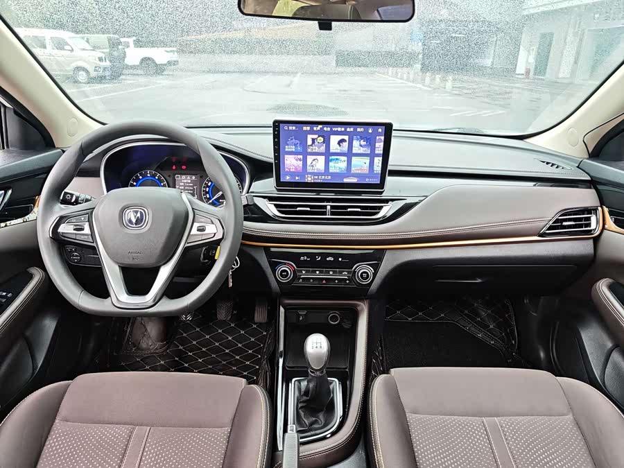 Changan Eado DT 2018 #22 Changan Eado DT 2018 car image #22