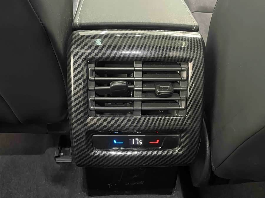 Volkswagen Golf 2022 #22 Volkswagen Golf 2022 car image #22