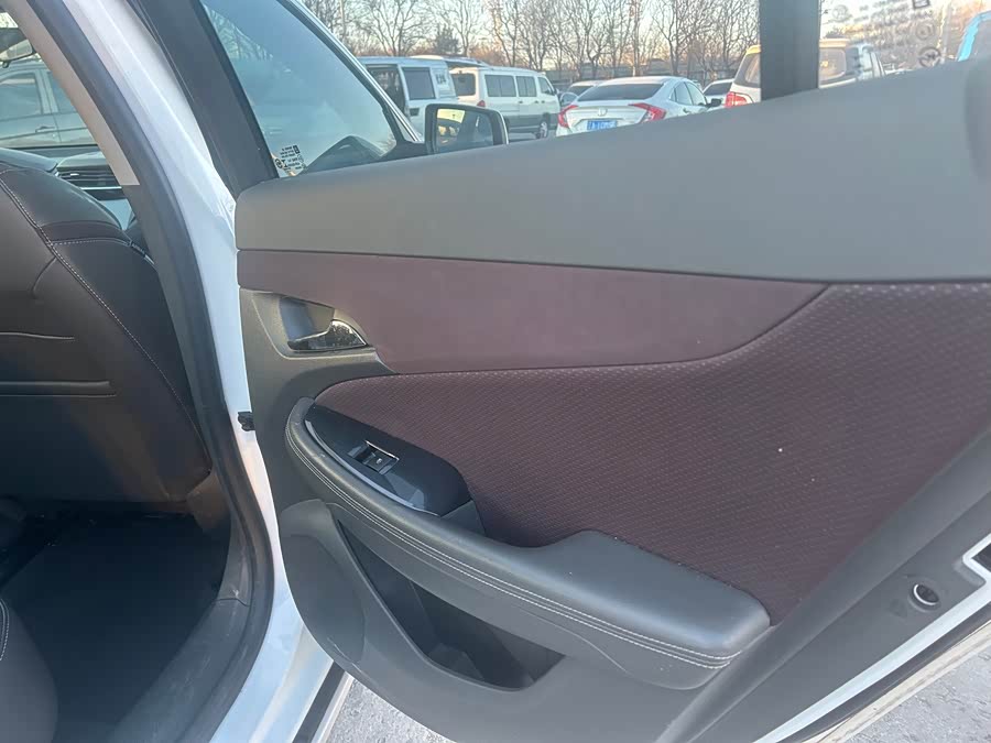 Chevrolet Malibu 2018 immagine di auto #22