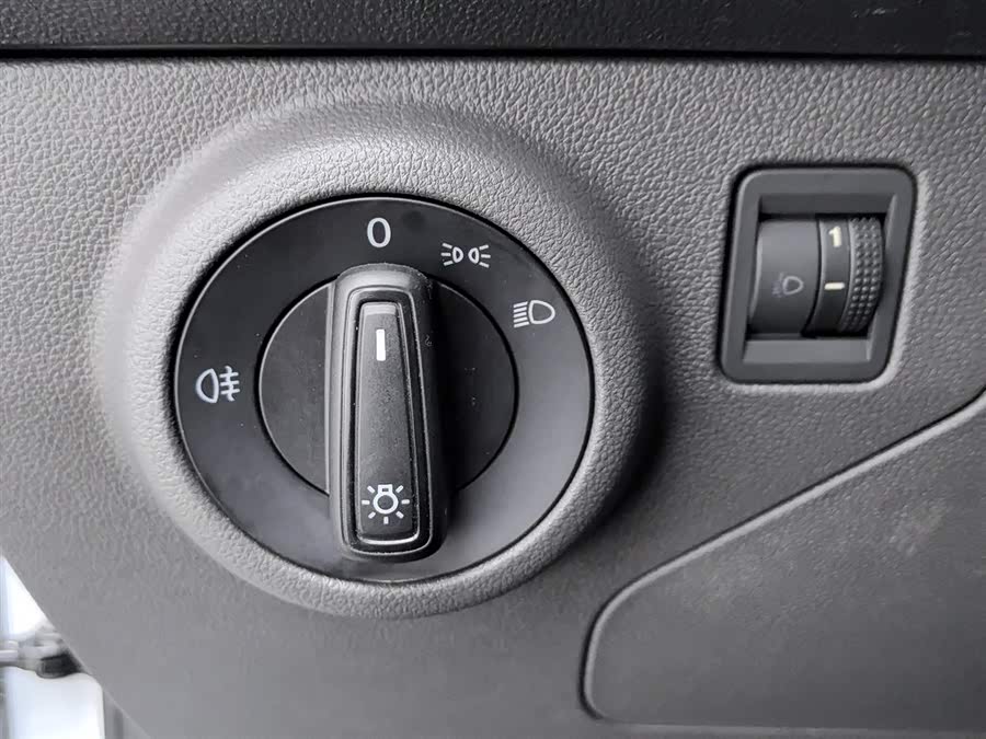 Jetta VS5 2019 car image #22