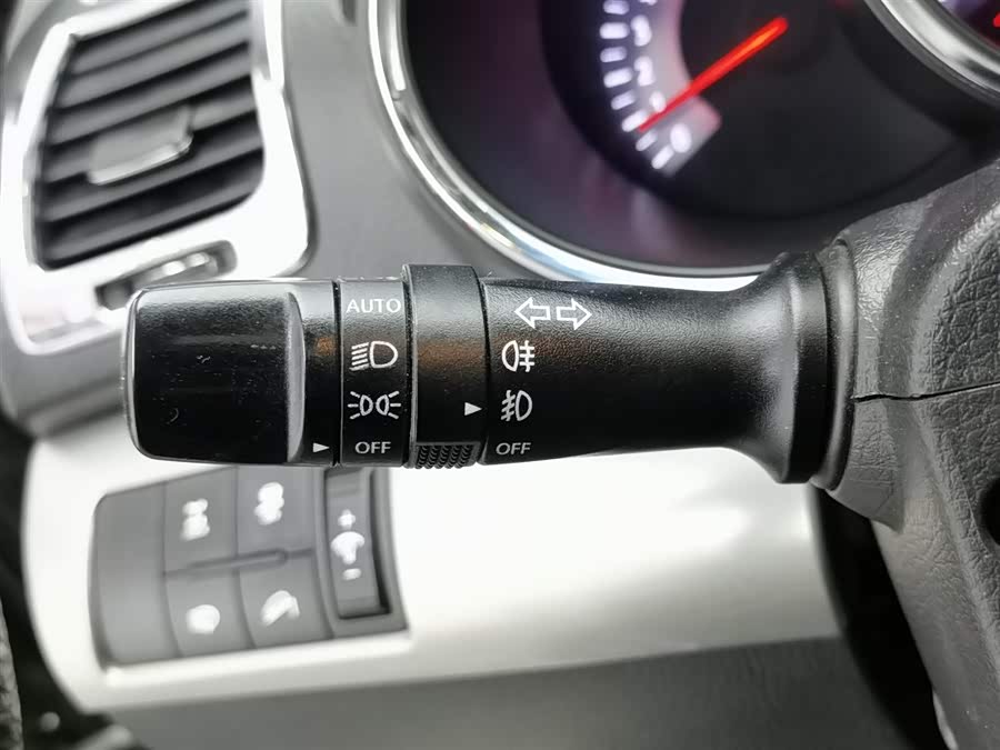 起亚 索兰托 2011 汽车图片 #22