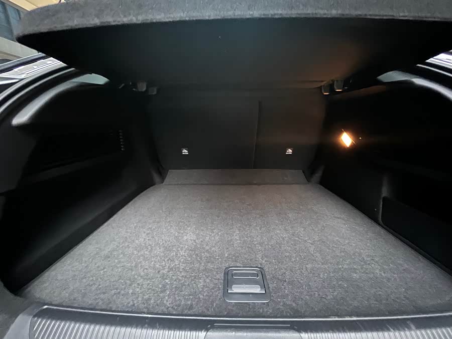 Citroen C5 X 2024 car image #22