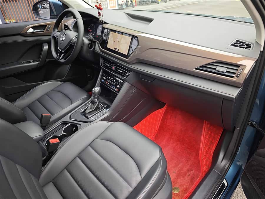 Volkswagen Tharu 2020 car image #22