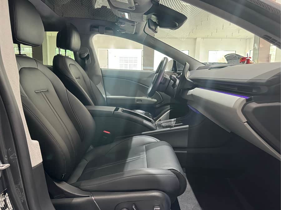 极氪 极氪007 2024 汽车图片 #22