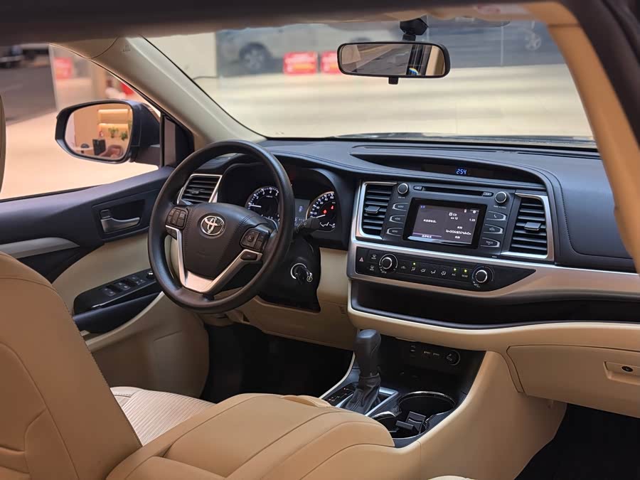Toyota Highlander 2021 #22 Toyota Highlander 2021 car image #22