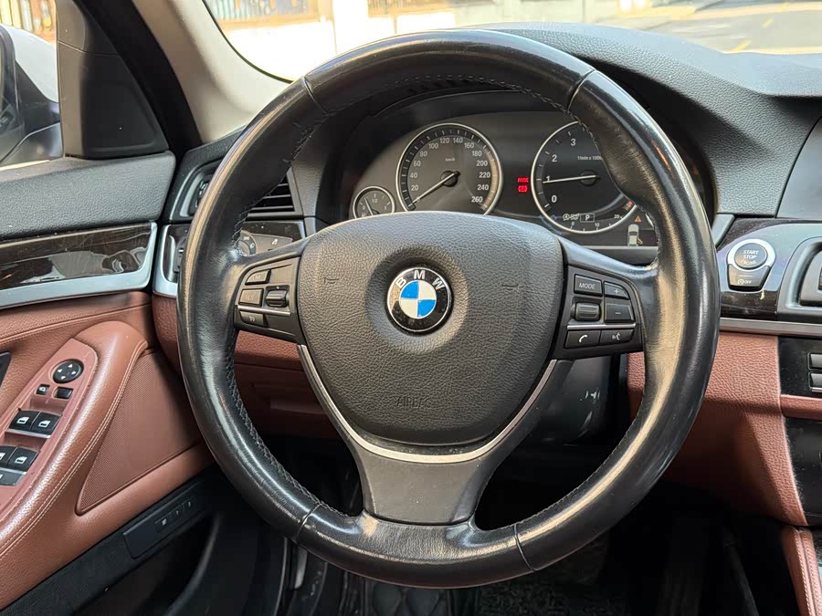BMW 5 Series 2016 #22 BMW 5 Series 2016 car image #22