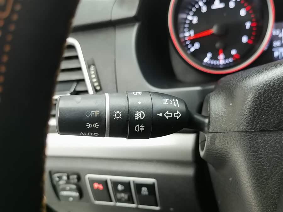 Haval H6 2015 car image #22