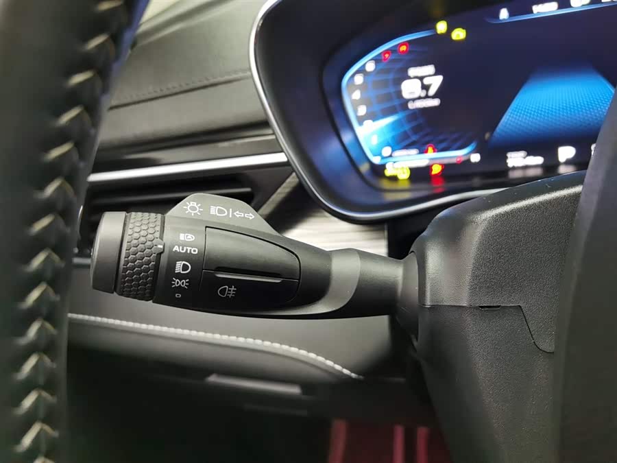 GEELY Boyue 2020 immagine di auto #22