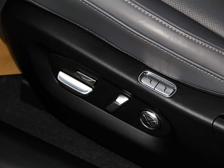 小米汽车 小米YU7 2025 #22 小米汽车 小米YU7 2025 汽车图片 #22