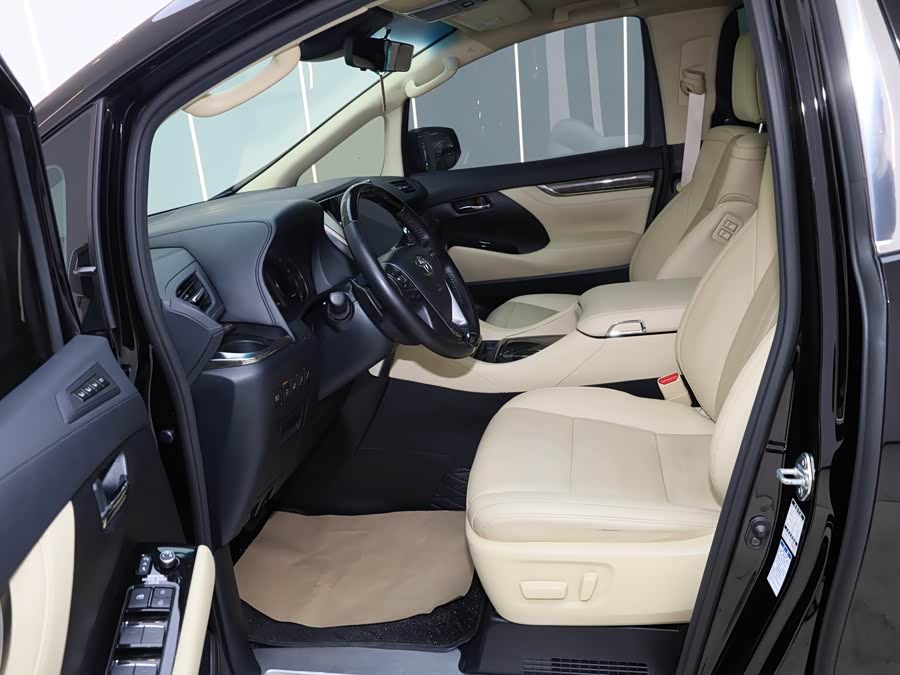 Toyota Vellfire 2022 #22 Toyota Vellfire 2022 صورة سيارة #22