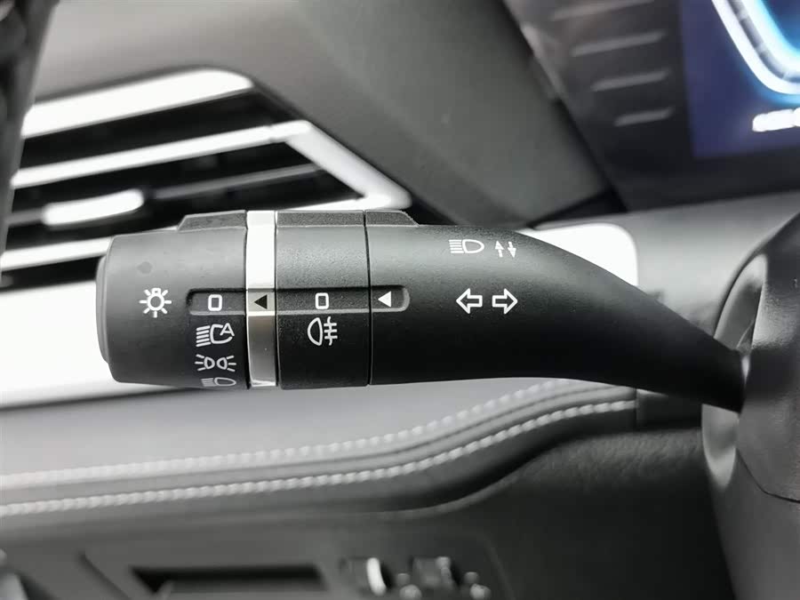 BYD Song Pro 2020 #22 BYD Song Pro 2020 car image #22