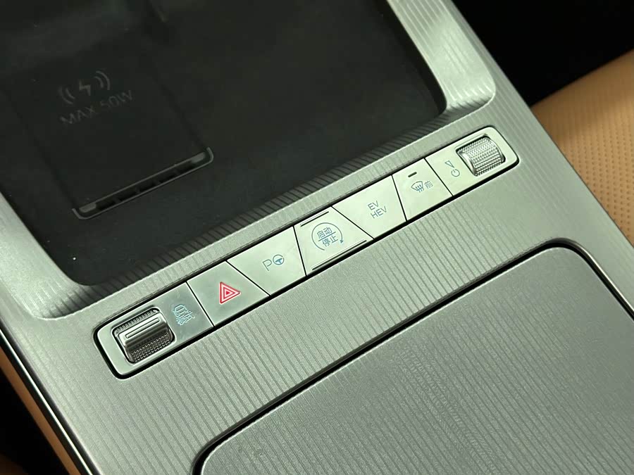 BYD HanL 2025 car image #22