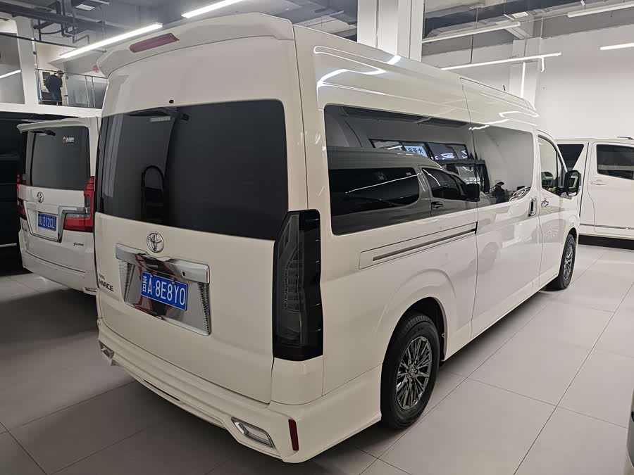 Toyota 2023 #22 Toyota 2023 car image #22