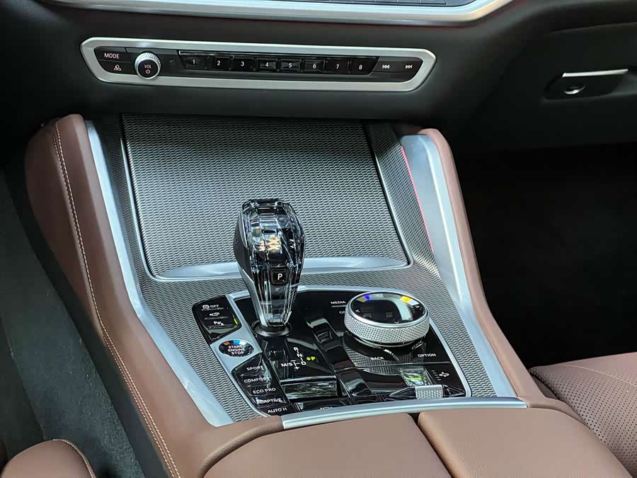 BMW X6 2023 #22 BMW X6 2023 immagine di auto #22