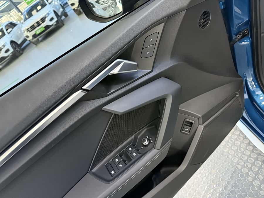 Audi A3 2021 car image #22