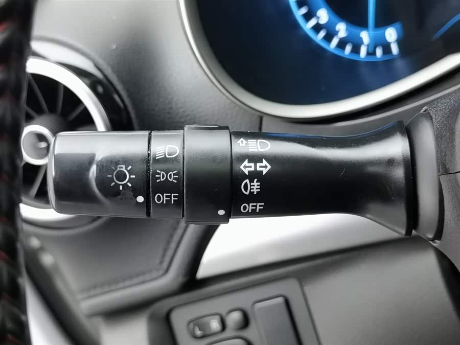 Kaiyi X3 2016 صورة سيارة #22