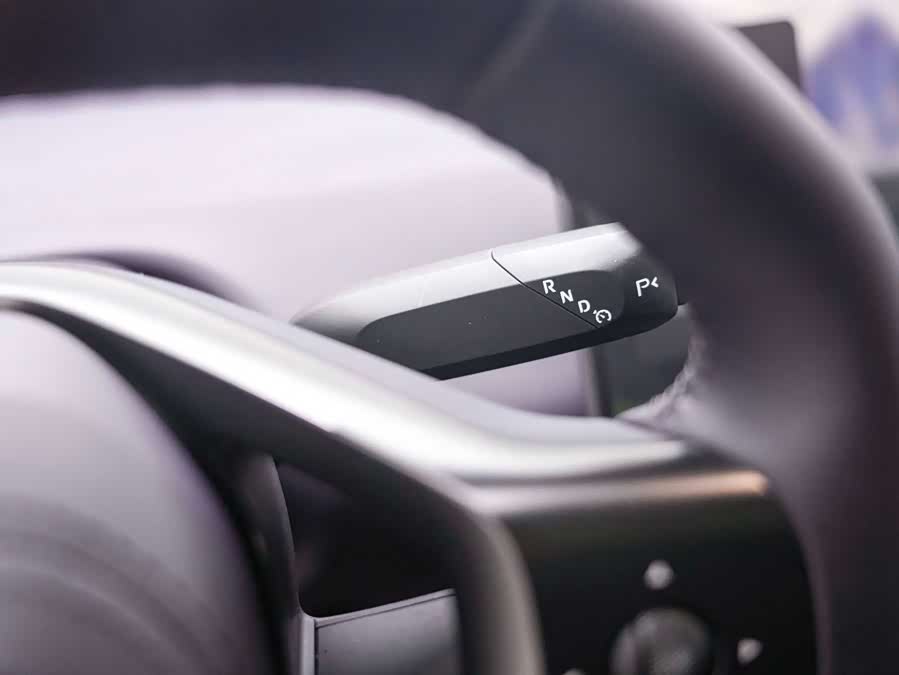 Avatr 06 2025 car image #22