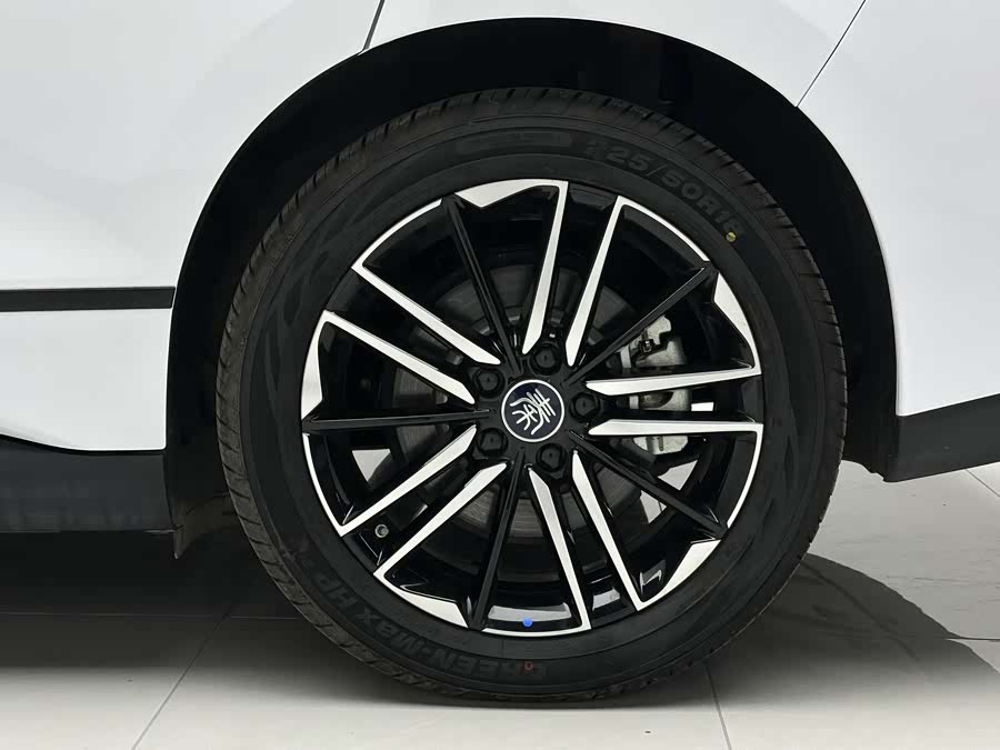 BYD Qin L 2025 car image #22