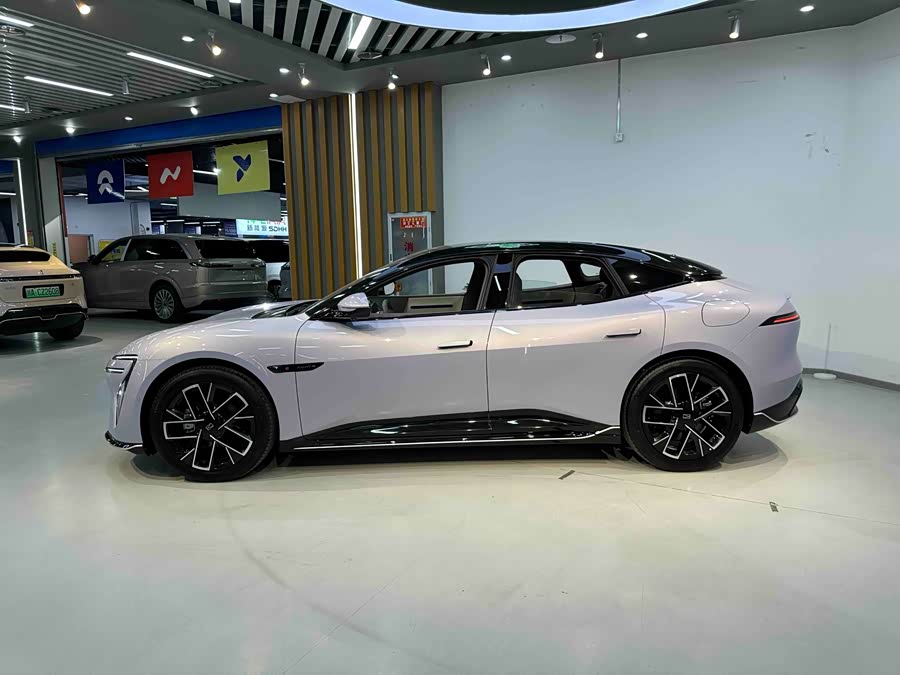 Avatr 06 2025 imagem de carro #22