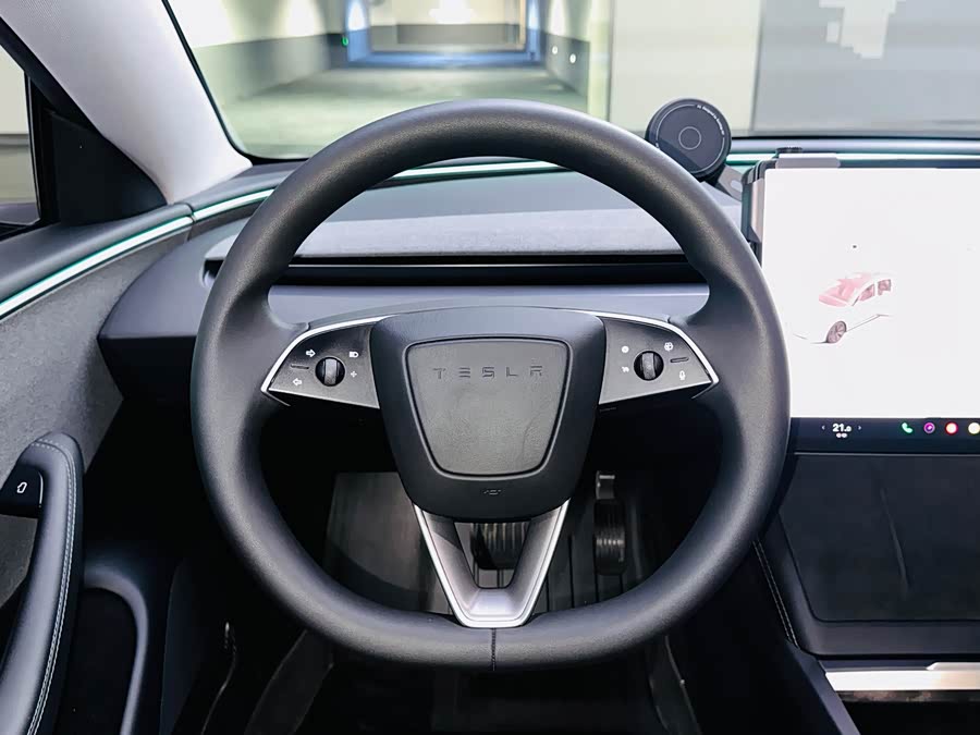 特斯拉 Model 3 2025 汽车图片 #22