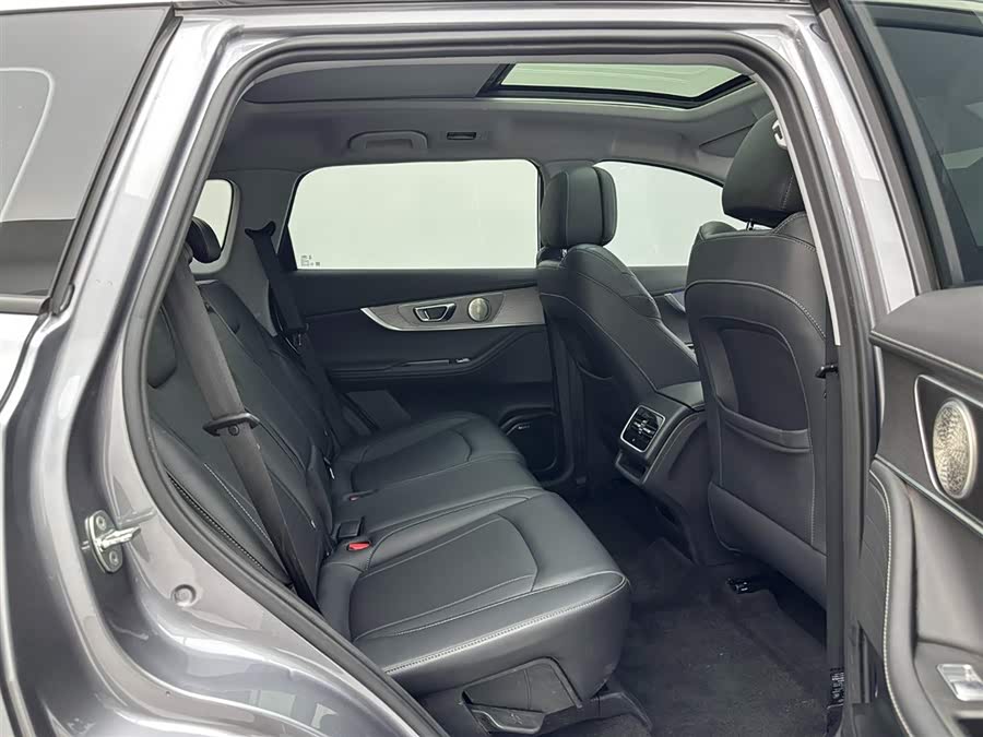 Chery Tiggo 8 PRO 2023 immagine di auto #22