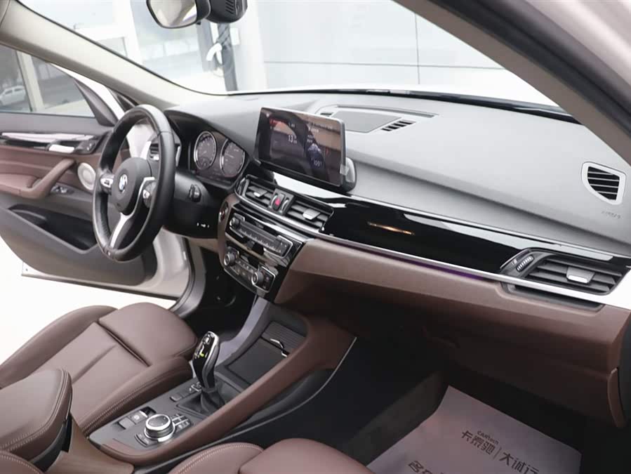 BMW X1 2023 immagine di auto #22